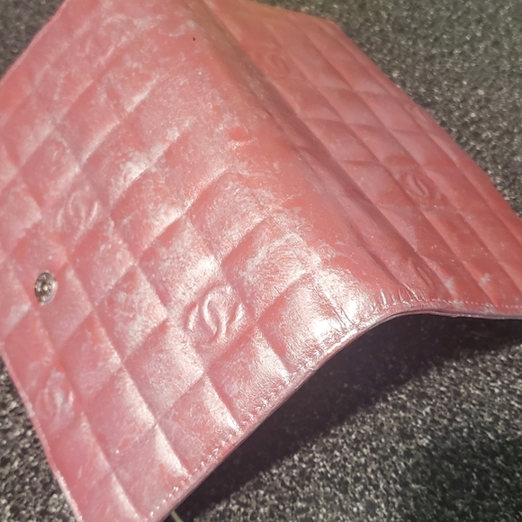 Chanel Wallet - Picture 9 of 10